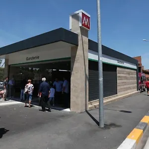 intero-appartamento-centocelle-roma-affaccio-metro.it-romehotels.com/